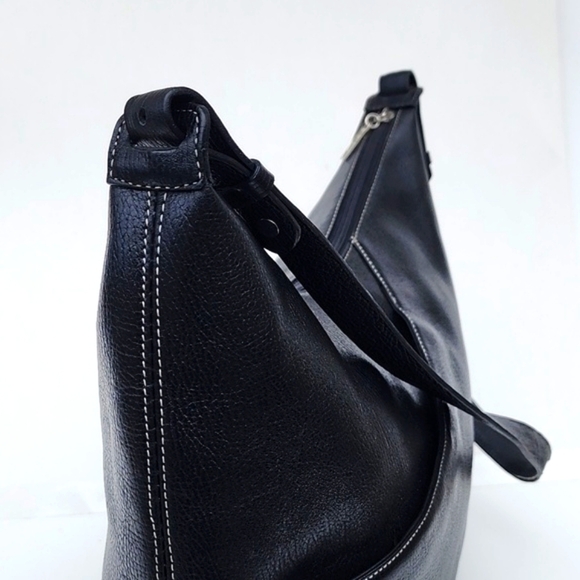 Maxx New York Black Leather Shoulder Bag - Picture 10 of 13